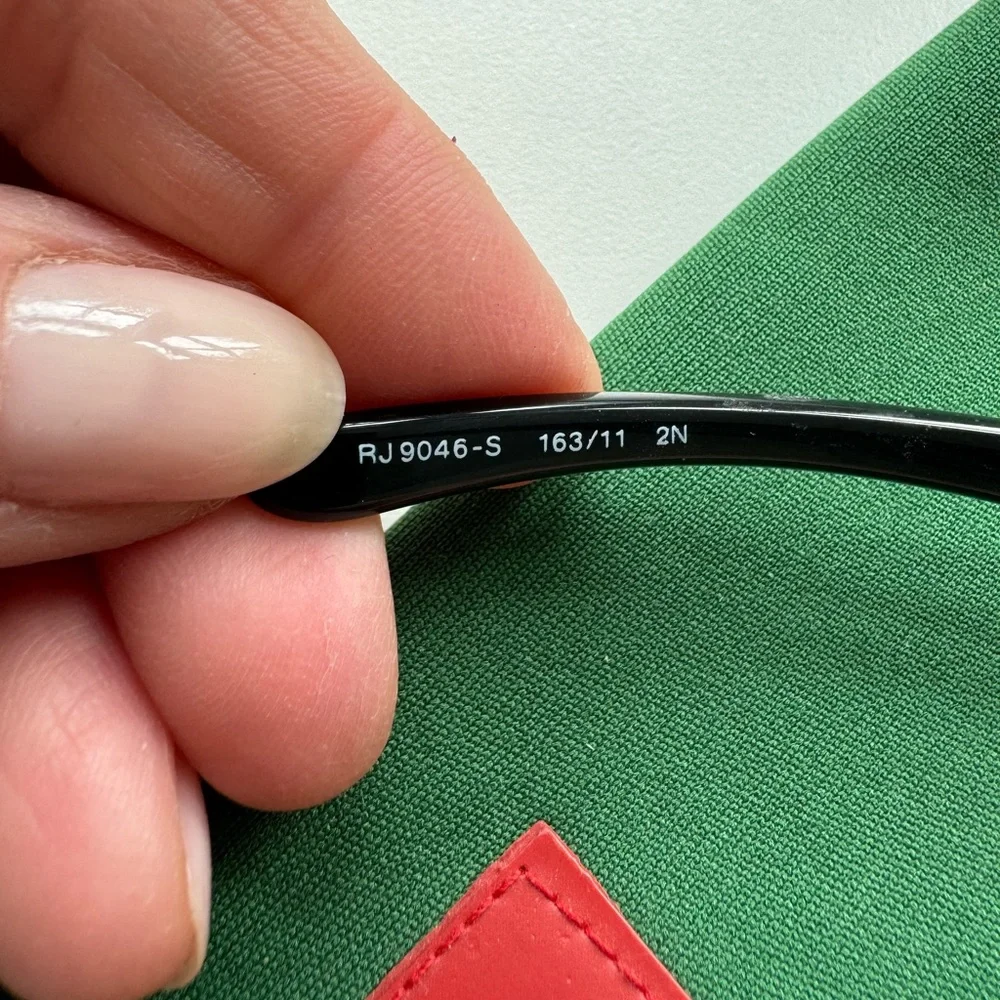 Ray-Ban Kids Sunglasses - Black and Gray
